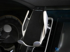 پایه نگهدارنده و شارژر وایرلس توتو Totu 15w Wireless Charging Phone Car Holder