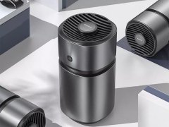 تصفیه کننده و خوشبو کننده هوای خودرو بیسوس Baseus Breez Fan Air  دارای ابعاد جمع و جور