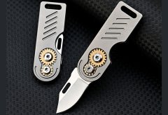 فروش چاقو آنباکسینگ فلزی تاشوی قابل آویز از دسته کلید sharp and high hardness D2 steel mini folding knife