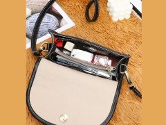 فروش کیف شانه ای زنانه چرم women's crossbody bags 2023 new style genuine leather V90183