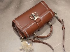 خرید کیف شانه ای زنانه new women's crossbody bags genuine leather V90532