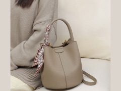 کیفیت کیف دوشی زنانه Viney women's bag versatile leather portable bucket bag 4368