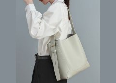 کیف دوشی زنانه با ظرفیت بزرگ new women's leather shoulder crossbody bag 5478