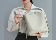 کیف دوشی زنانه با ظرفیت بزرگ new women's leather shoulder crossbody bag 5478