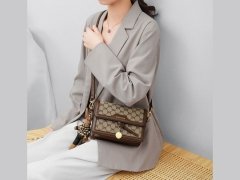 قیمت کیف شانه ای زنانه women's shoulder bag 2023 new fashion crossbody bag small square 5813