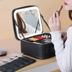 کیف لوازم آرایشی با آینه چراغ دار لمسی شارژی قابل حمل گرین لاین