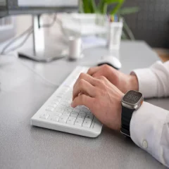 خرید صفحه کلید با سیم کم صدای کامپیوتر چری