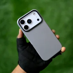 کیفیت قاب چرمی گوشی آیفون 17 پرومکس کی‌زد‌دو