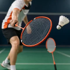 بازی با راکت بدمینتون یونکس