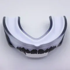 کیفیت محافظ دندان رزمی طرح ریداکترو سه لایه