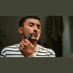 ماشین اصلاح فیلیپس با 2 شانه ته ریش