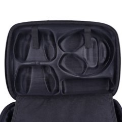 داخل کیف کنسول پلی استیشن 5
