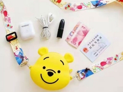 کیف سیلیکونی کوچک رودوشی طرح پو Pooh Little Bag