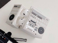 کاور محافظ سیلیکونی ایرپاد طرح رادیو Radio Silicone Case Apple Airpods