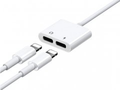 مبدل لایتنینگ با قابلیت اتصال همزمان شارژر و هندزفری Joyroom Lightning to 3.5mm+Lightning S-Y104