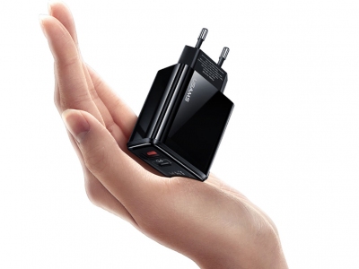 آداپتور دیواری فست شارژ یوسامز USAMS T40 QC3.0+PD Digital Display Fast Charger (EU) US-CC133