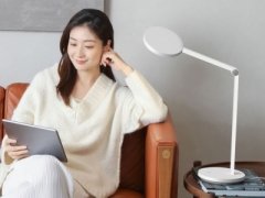 چراغ رومیزی ورژن لمسی فیلیپس Zhirui LED table lamp National AA-level blue light Touch version