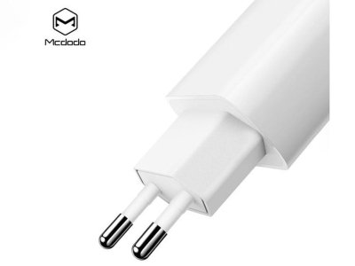 شارژر دیواری مسافرتی یواس‌بی همراه با کابل لایتنینگ مک‌دودو Mcdodo CH-663 USB Output Travel Charger Set