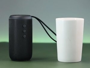 اسپیکر بلوتوث ضد آب یوسامز USAMS waterproof bluetooth speaker US-YC011