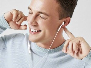 هندزفری سیمی با جک 3.5 میلی‌متری رسی Recci Earphone HD Quality REP REP-L07