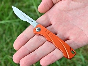 مینی چاقوی تاشو تیز قابل اتصال به جاکلیدی Mini folding knife sharp paper knife