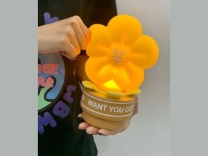 چراغ خواب فانتزی شارژی رومیزی YQH-01