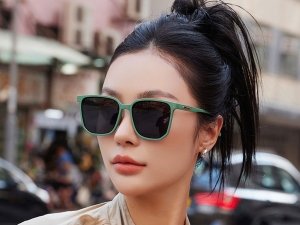عینک آفتابی زنانه کارن بازار karen bazaar مدل CP3723 پلاریزه