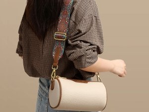کیف دوشی زنانه چرمی  6761