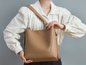 کیف دوشی زنانه چرمی با ظرفیت بزرگ 5478