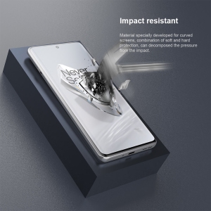 گلس منحنی وان پلاس 12 نیلکین  Impact Resistant Curved Film