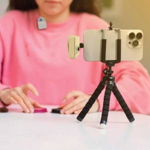میکروفن یقه‌ای بی سیم تایپ سی و لایتنینگ گرین GLM-PROFESSIONAL