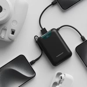 پاوربانک 20000 تایپ‌سی و USB-A توان 22.5 وات پاورولوژی Powerology PPBM102BK با کابل تایپ‌سی متصل و نمایشگر دیجیتالی