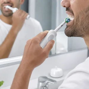مسواک برقی شارژی اورال بی Oral-B D100.413 مدل Vitality Precision Clean