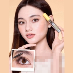 استفاده از ریمل شیگلم Lashlighter Iron Curl روی مژه